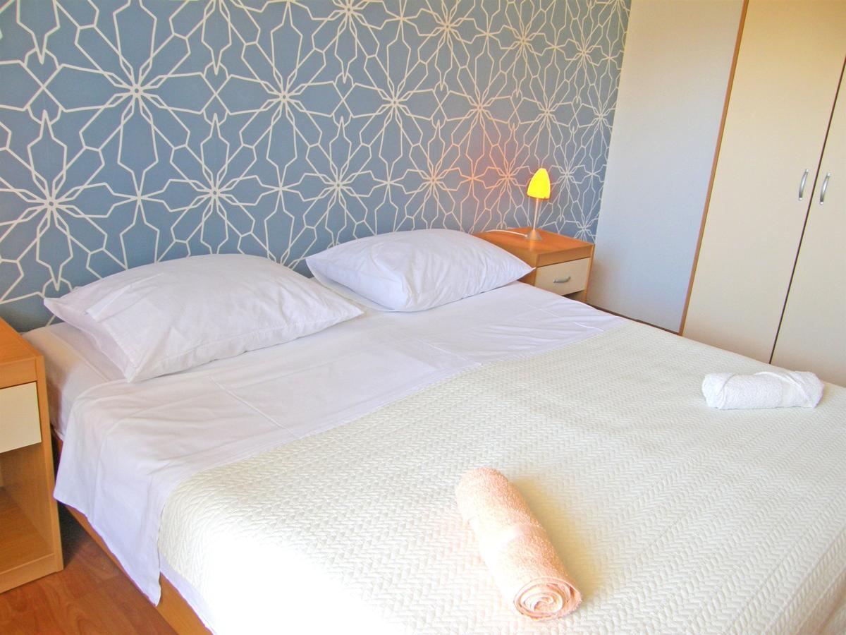 Rina Apartment Primosten