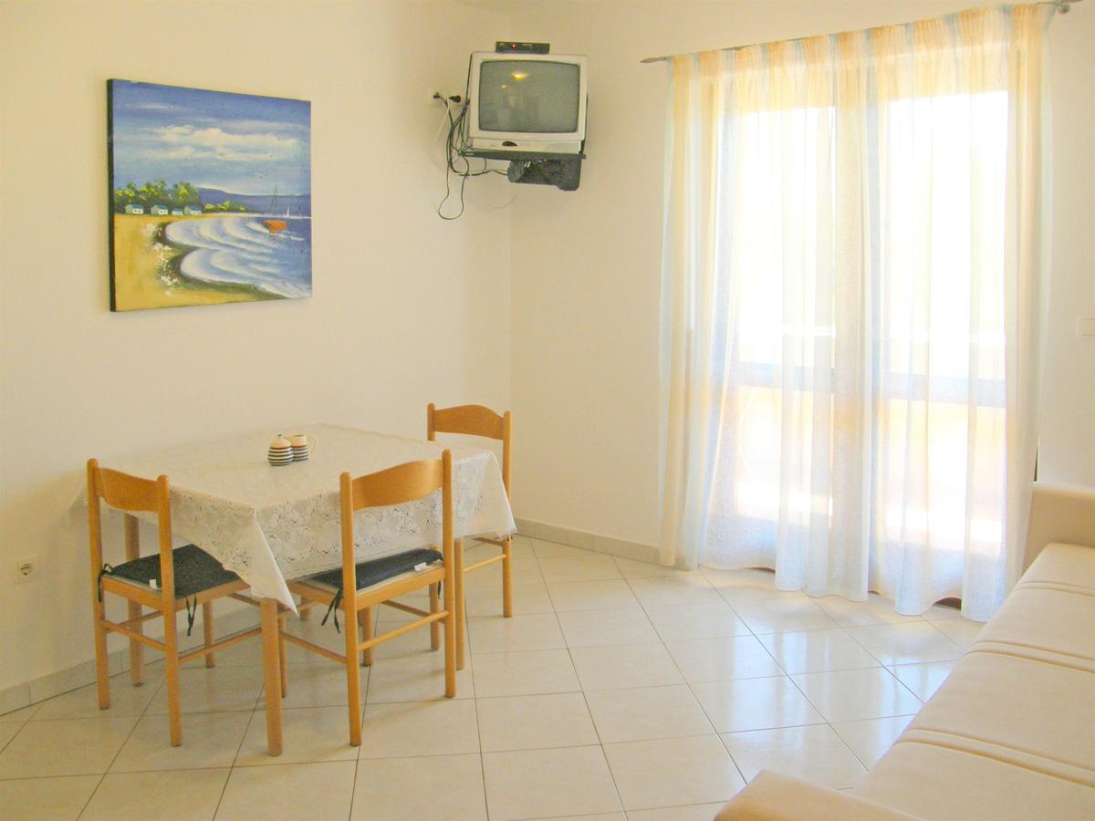 Apartment Rina *